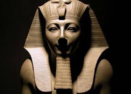El Papiro Tulli: ¿Extraterrestres en el antiguo Egipto?