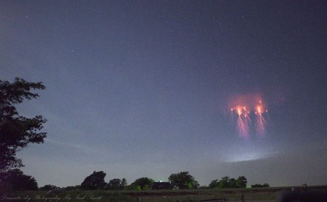 Researchers Record Rare Red Sprites in the Sky Over Oklahoma