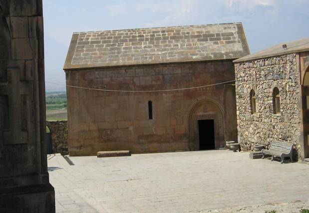 Capilla-Khor-Virap-Armenia.jpg