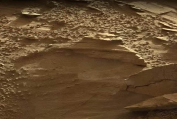 UFO: Increíble imagen de la nave espacial accidentada en Marte