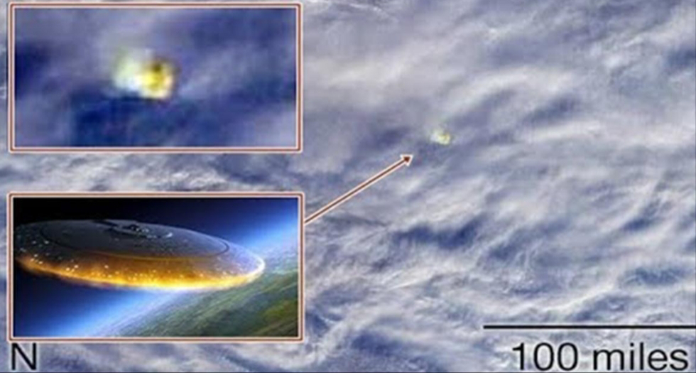 NASA Tried To HIDE A 3-MILE UFO – They Called It A Meteorite Over The Bering Sea