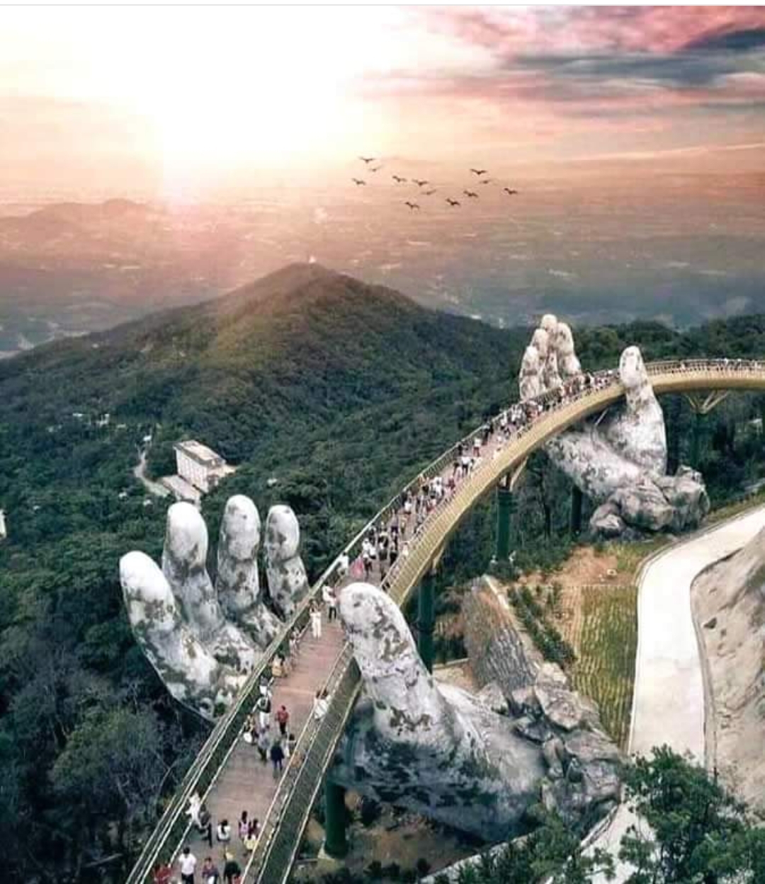 En la imagen: Puente de oro, Vietnam