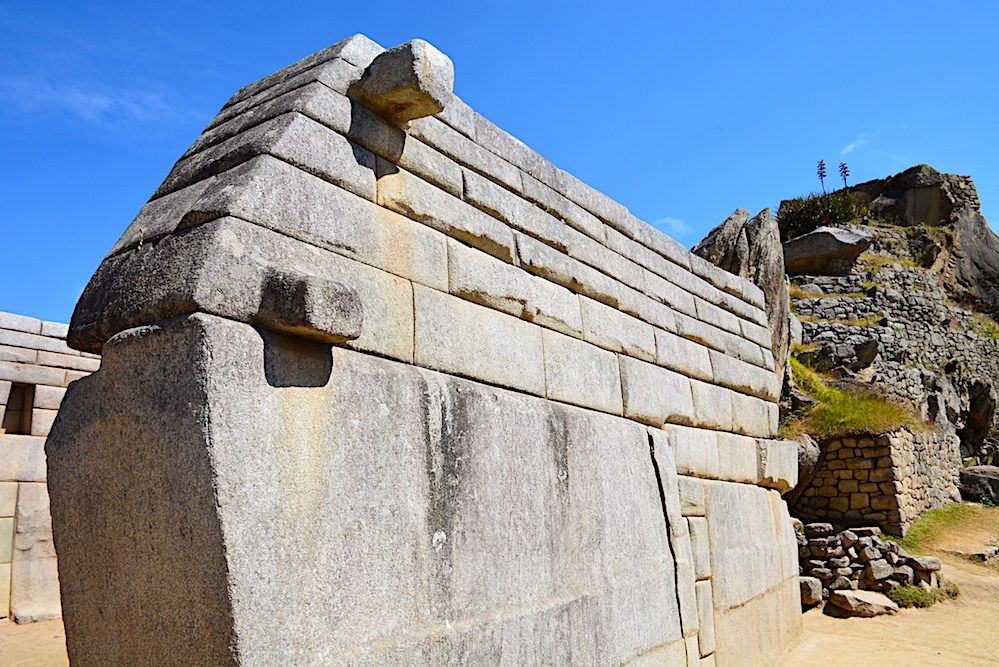 Las ruinas de granito blanco de Machu Picchu