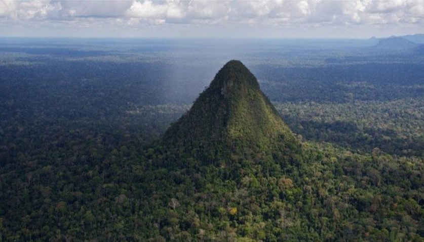 El misterio del Cerro “El Cono” en Perú. ¿Una antigua pirámide en la Amazonía