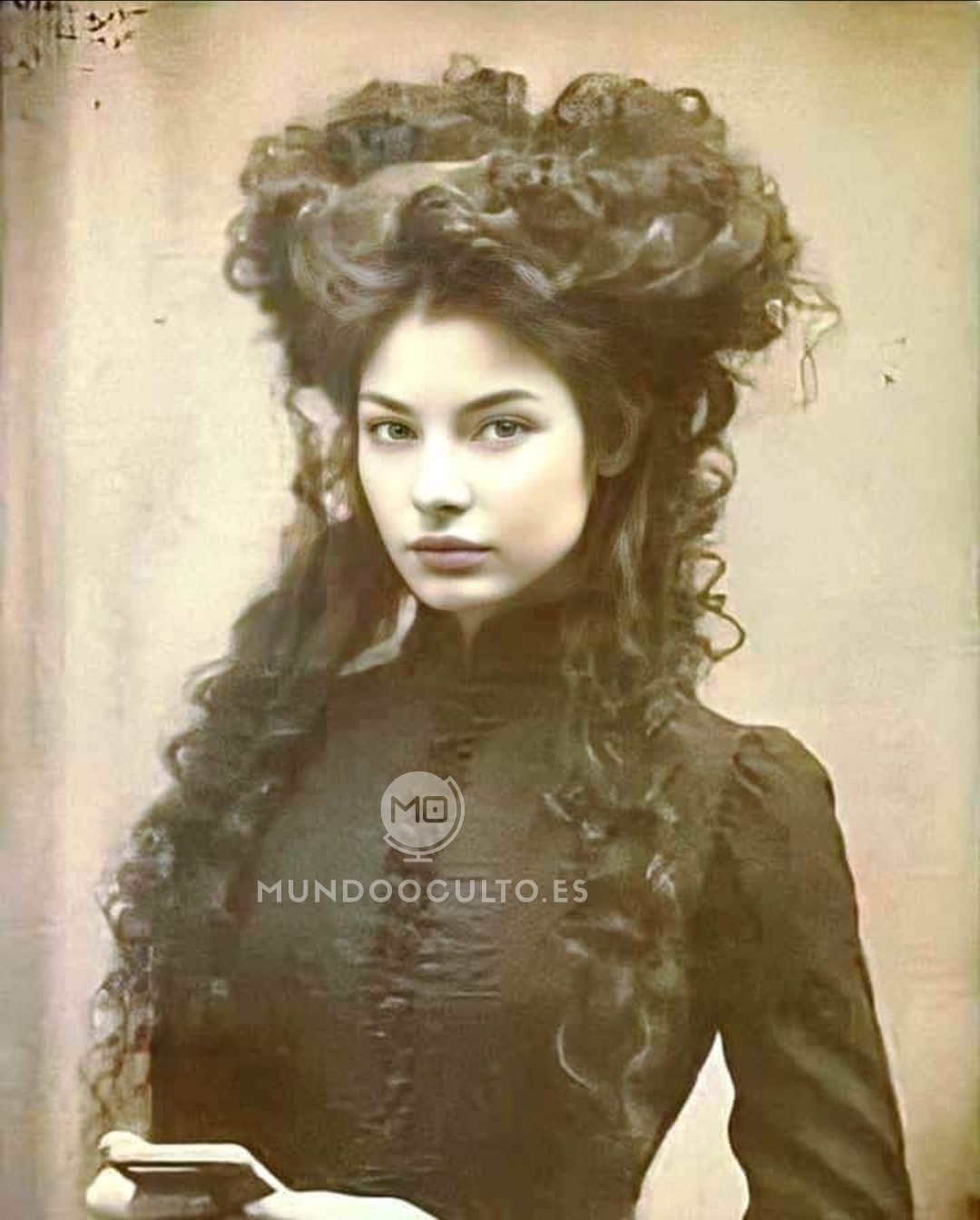 Camille Monfort, LA LEYENDA de “La vampira amazona” (1896 ...